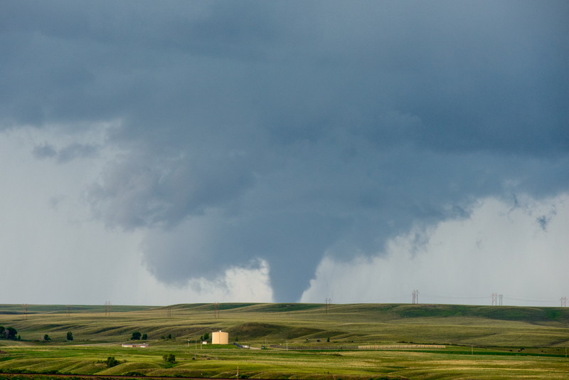 A tornado near Elk Mountain, west of Laramie Wyoming on the June 15, 2015. The tornado passed over mostly rural areas of the county, lasting over 20 minutes. (Image: John Allen/Central Michigan University)